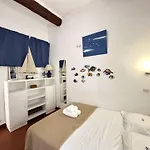 Aparthotel Riviera - Barillerie 3 - Vieille Ville 50M De La Plage- 4 Pieces - Ac